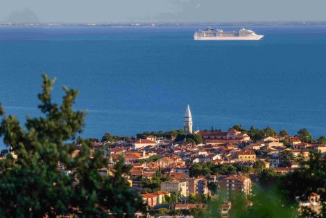Your postcards of Izola